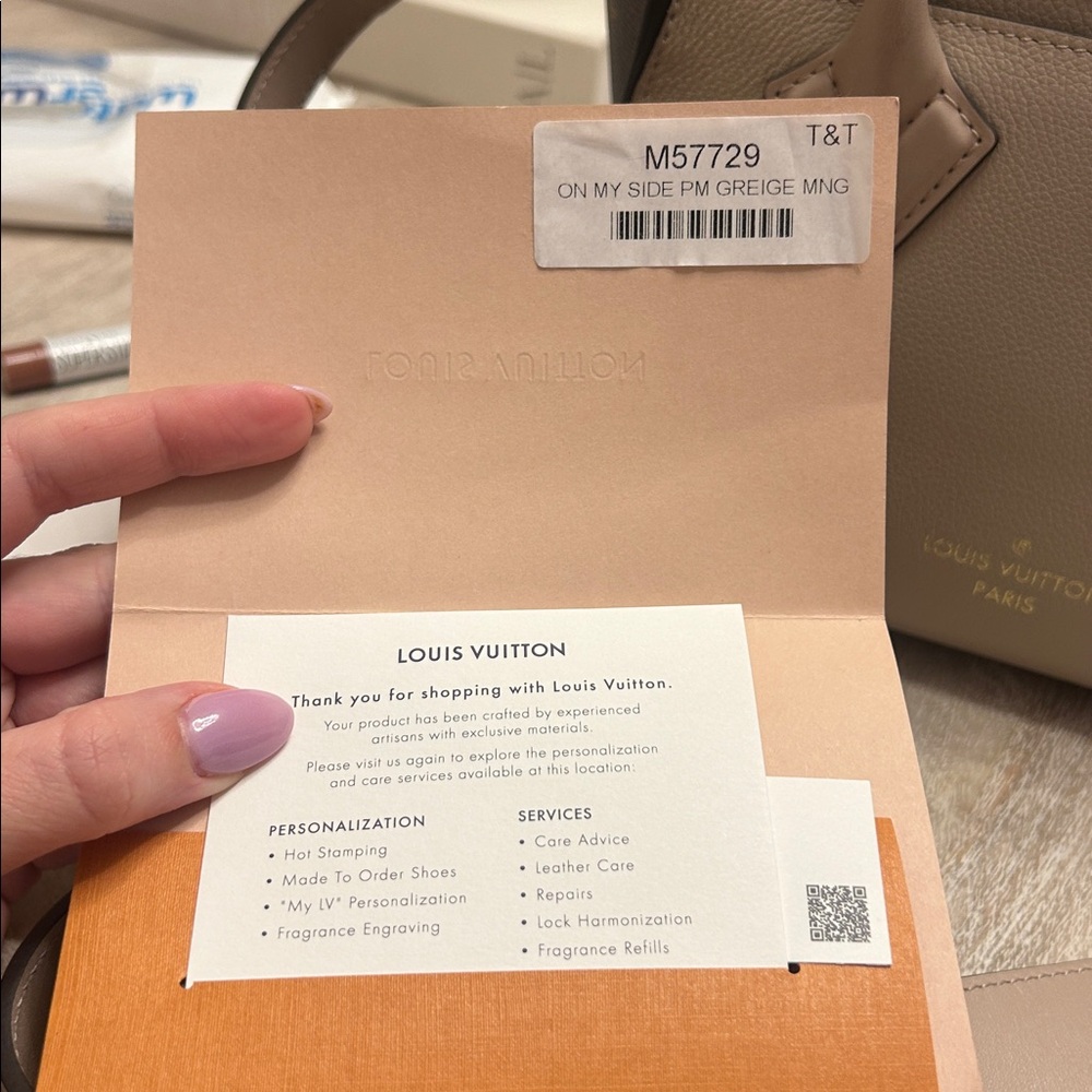 Louis Vuitton On my Side PM Greige - Picture 13 of 13